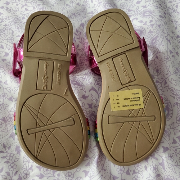 Toddler girls sandals NWt - Picture 3 of 3